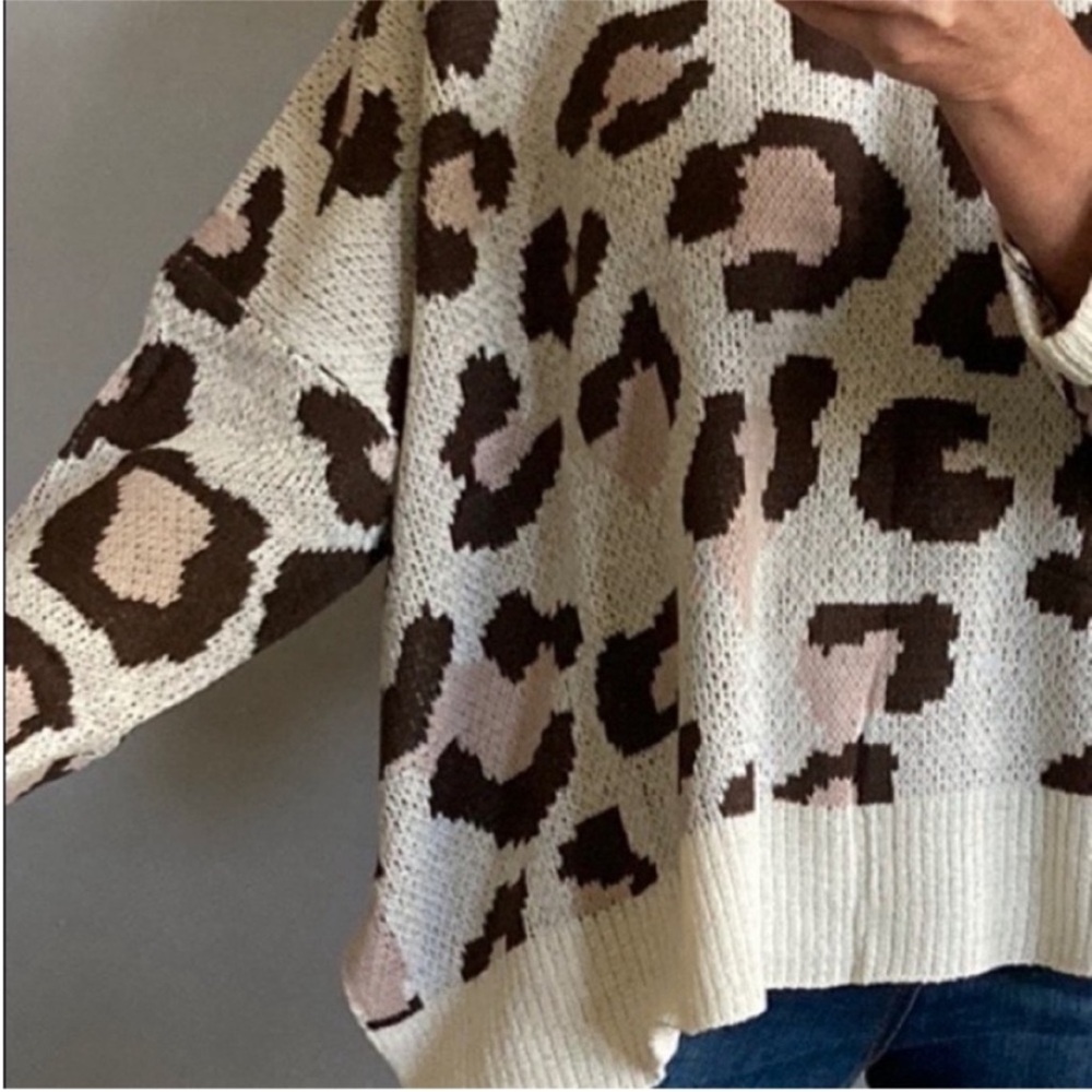 Animal Print Dolman Sleeve Oversized Fit Sweater - Picture 12 of 12